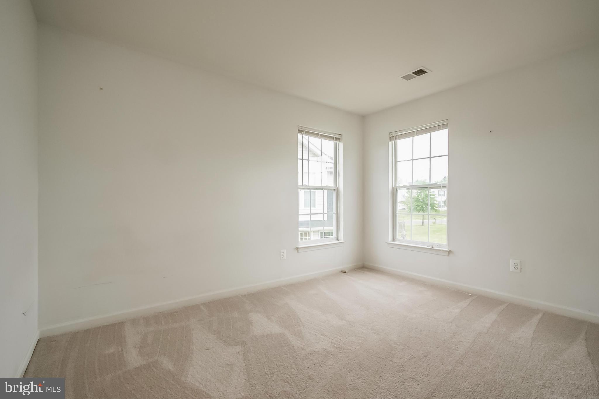 RIVERTON - Residential