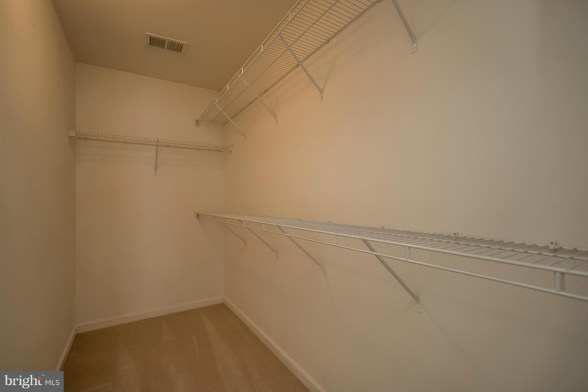 RIVERTON - Residential