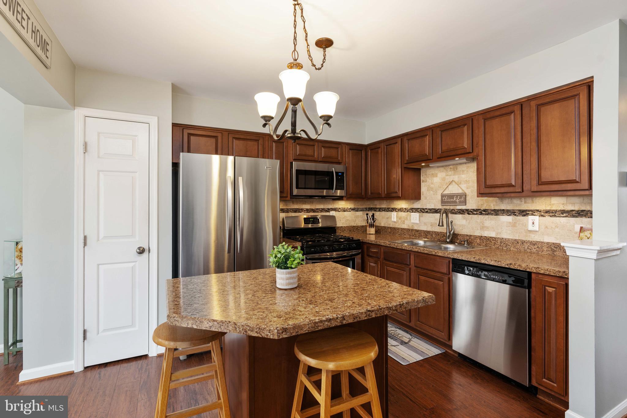 FOXBOROUGH - Residential