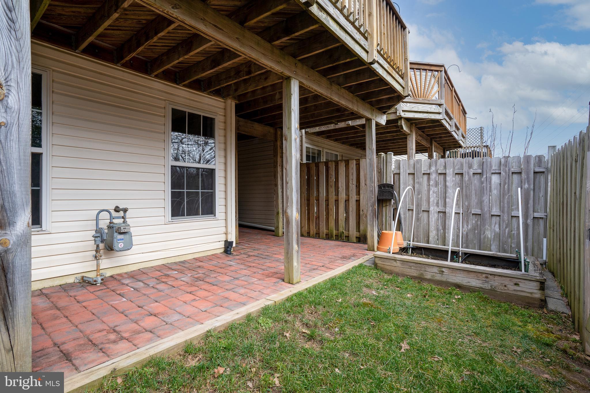 FOXBOROUGH - Residential