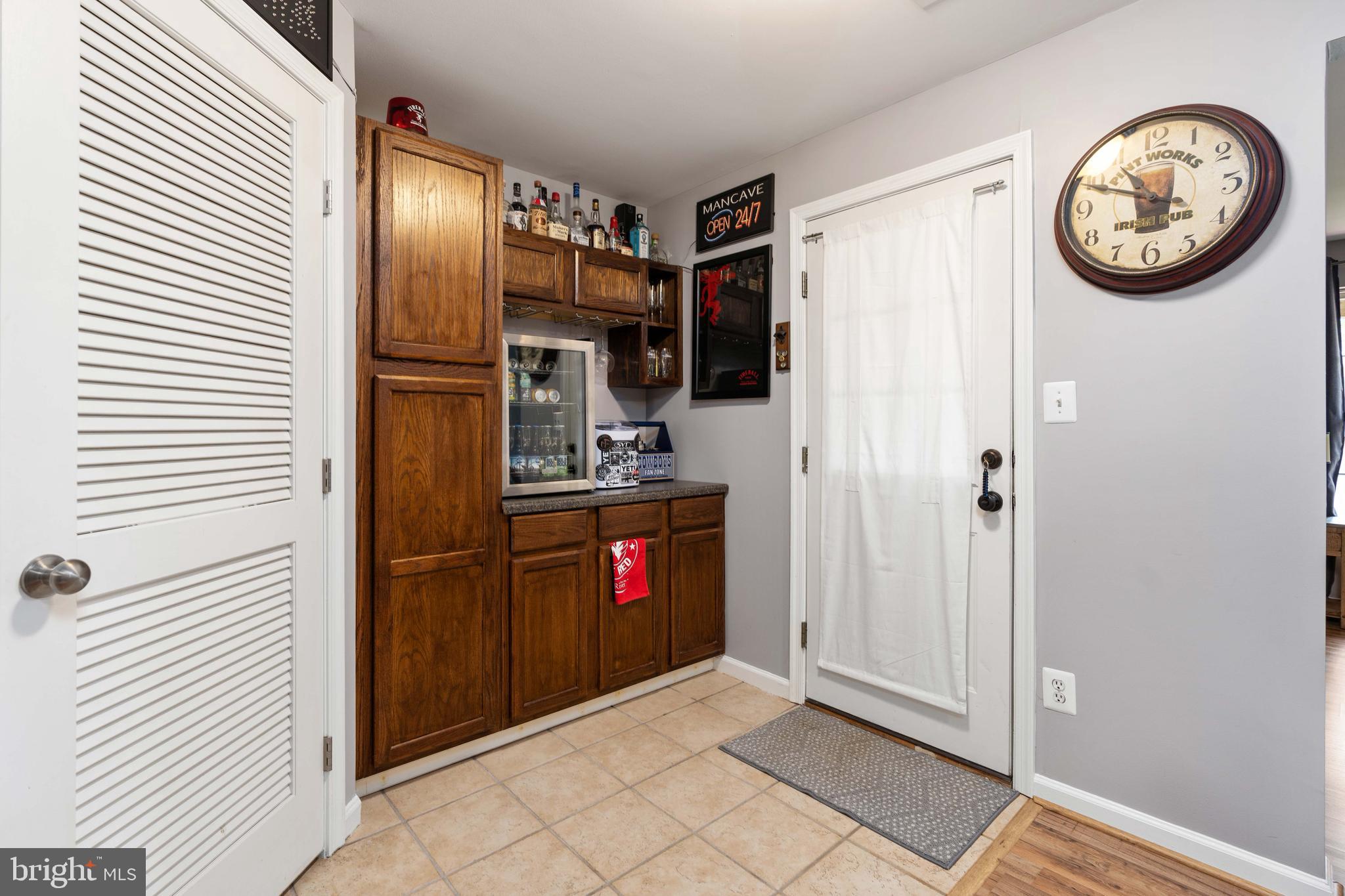 FOXBOROUGH - Residential