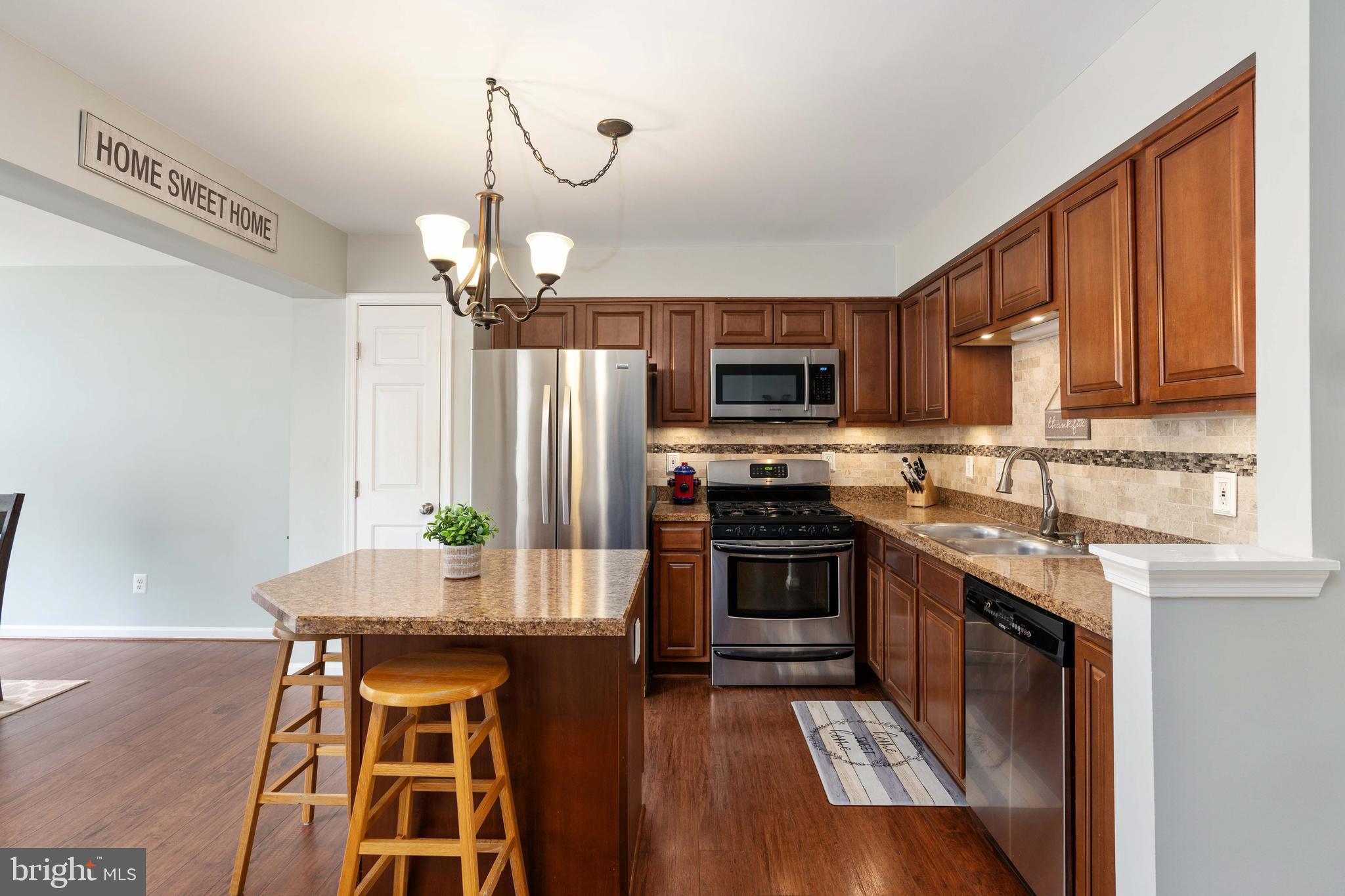 FOXBOROUGH - Residential