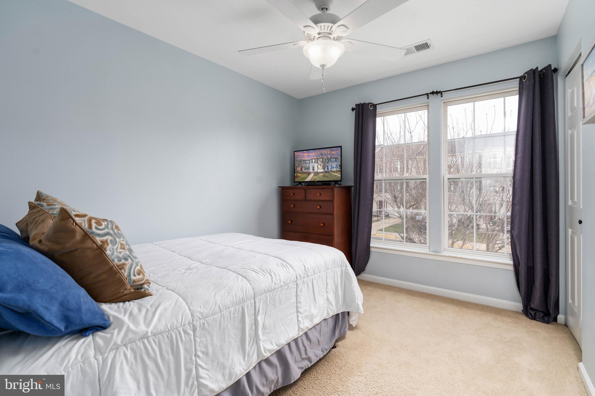 FOXBOROUGH - Residential