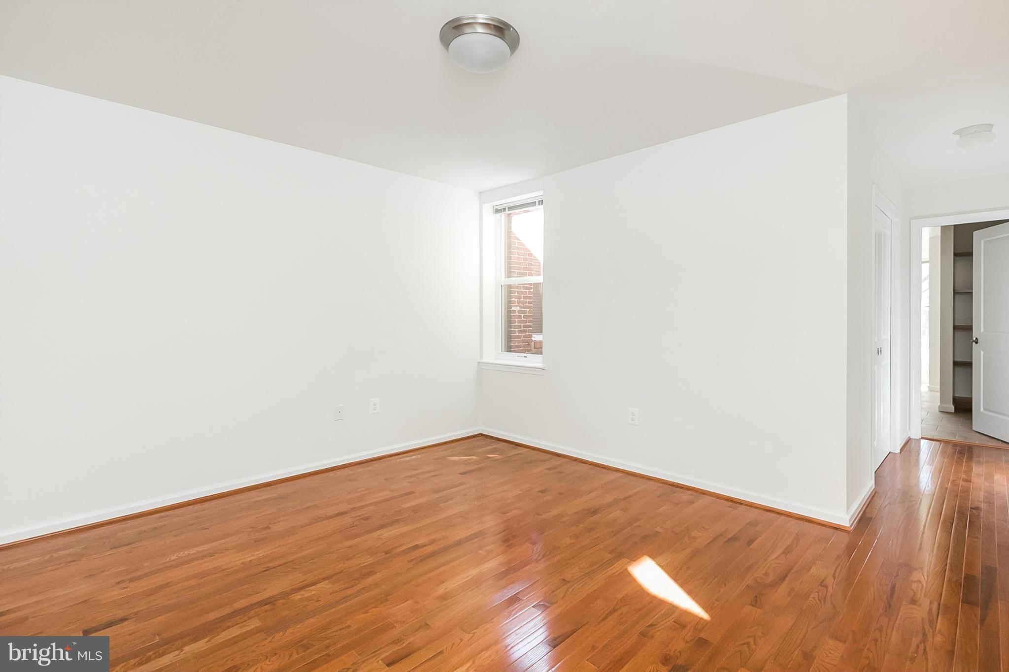 BARCLAY - Residential