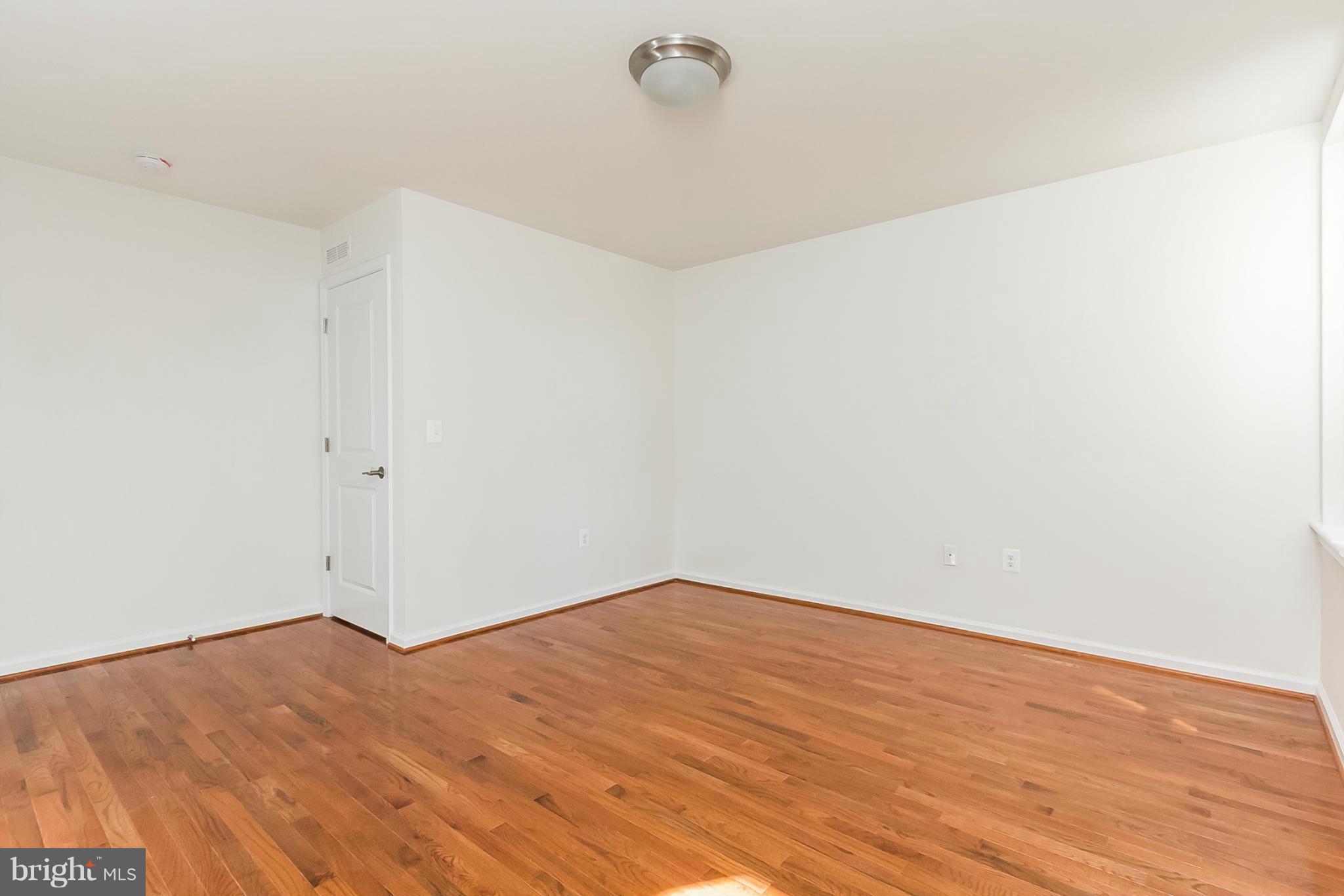 BARCLAY - Residential