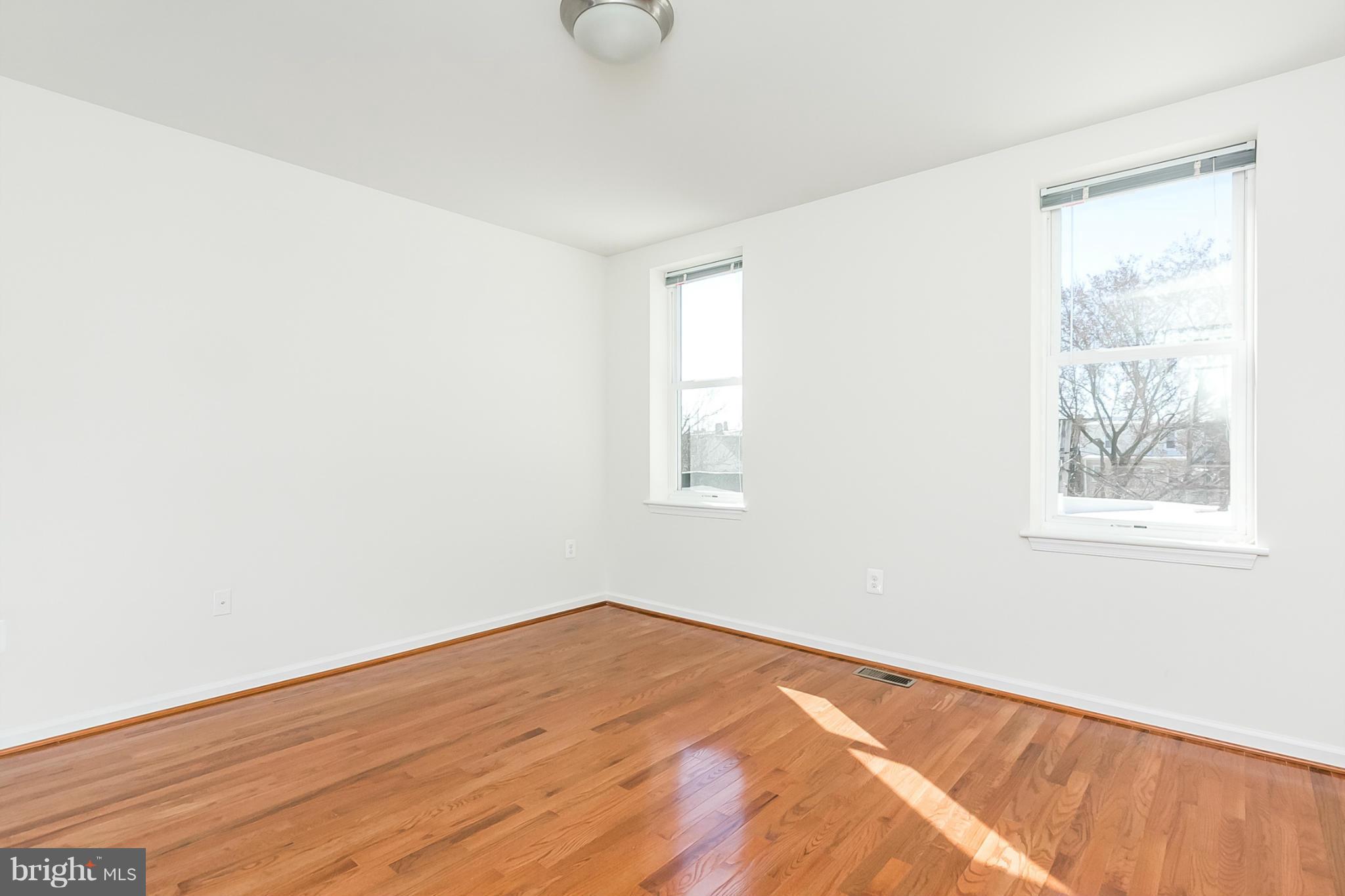 BARCLAY - Residential