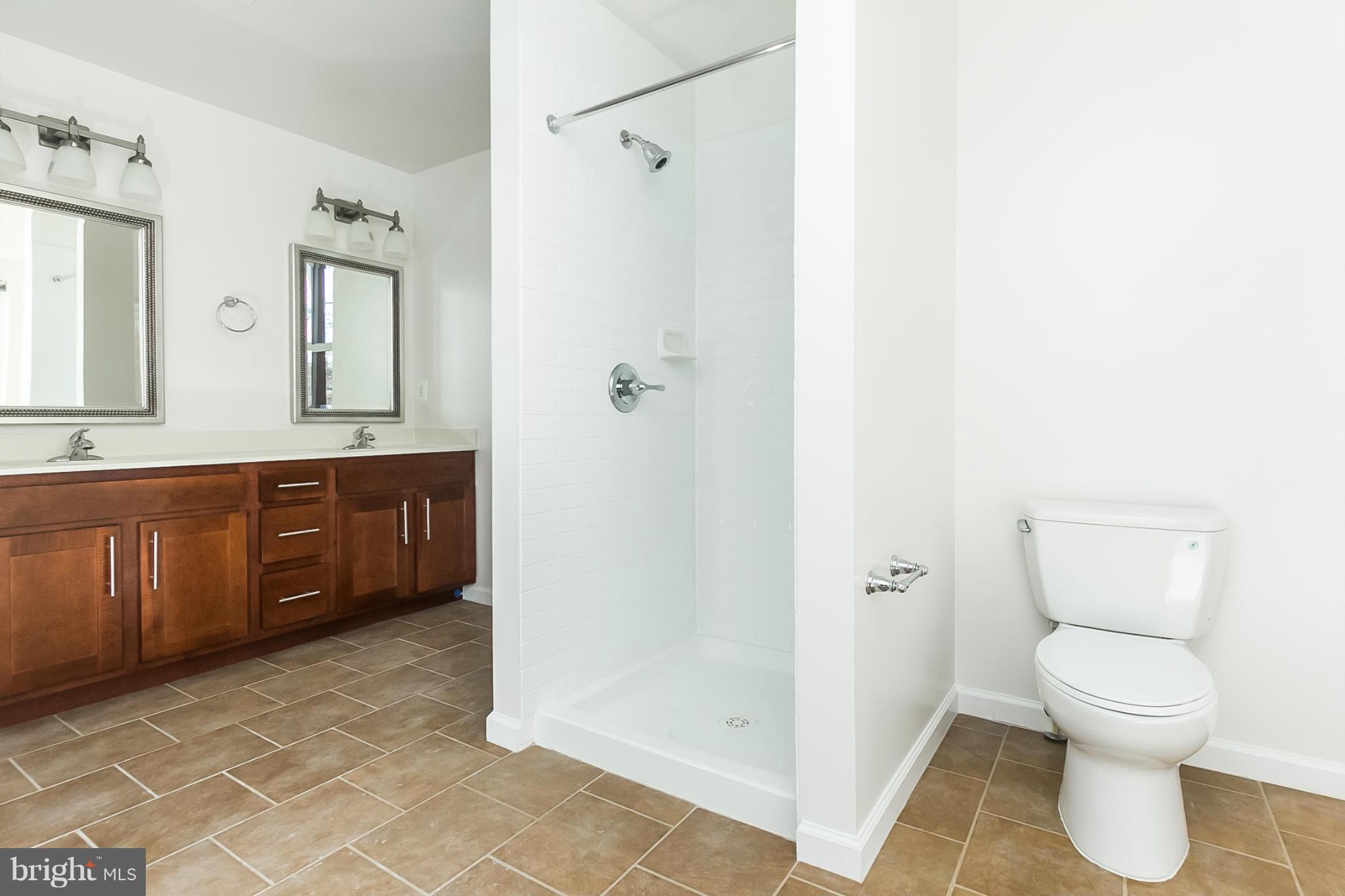 BARCLAY - Residential