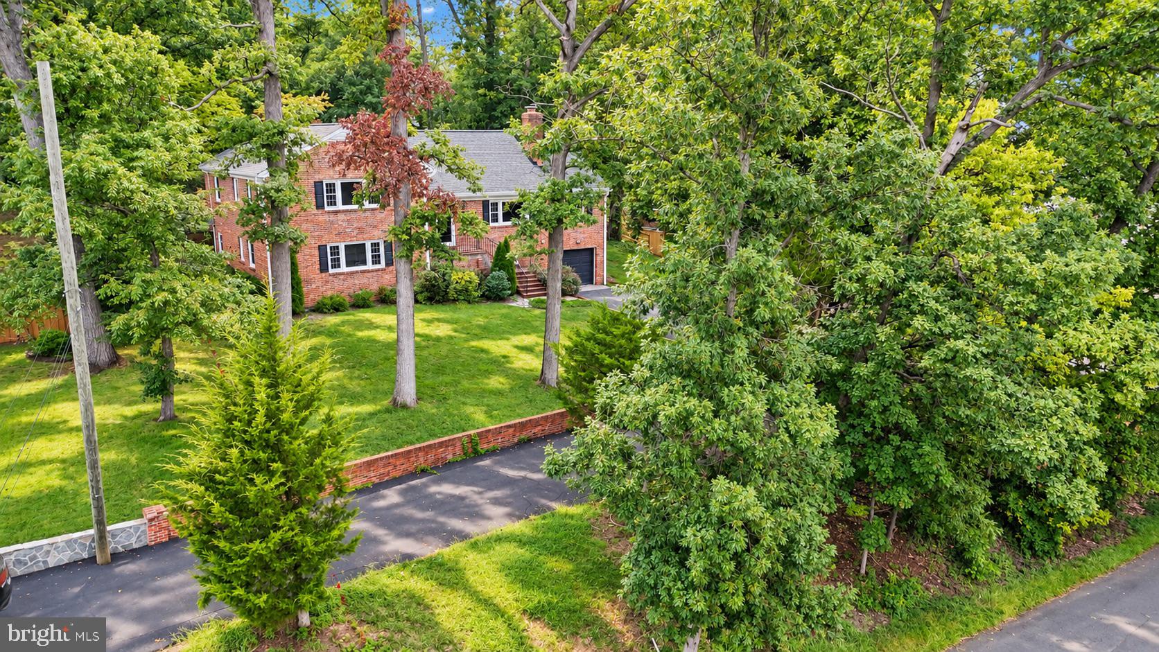 3500 WOODSIDE ROAD