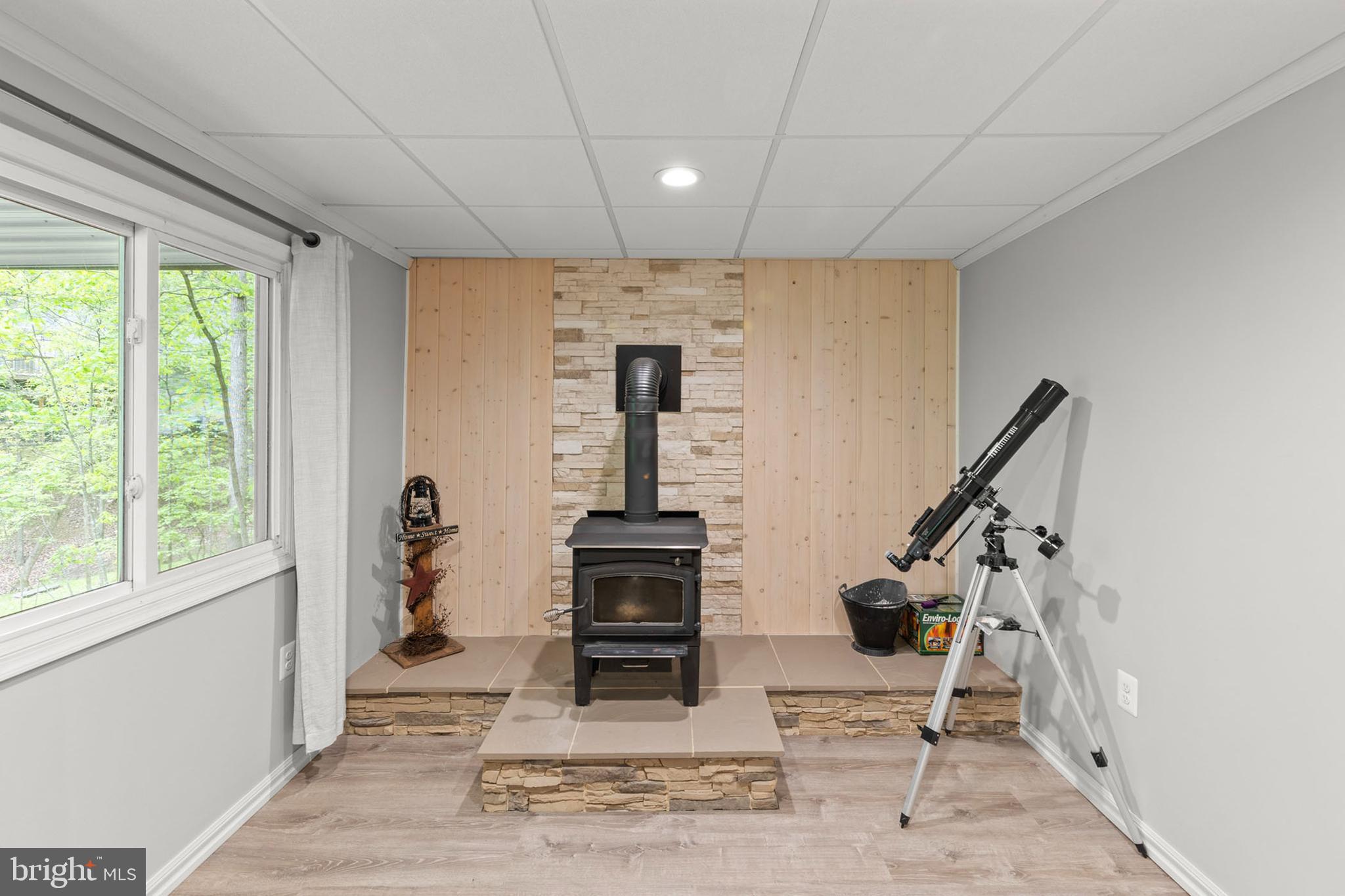 LAKE HOLIDAY ESTATES - Residential Lease