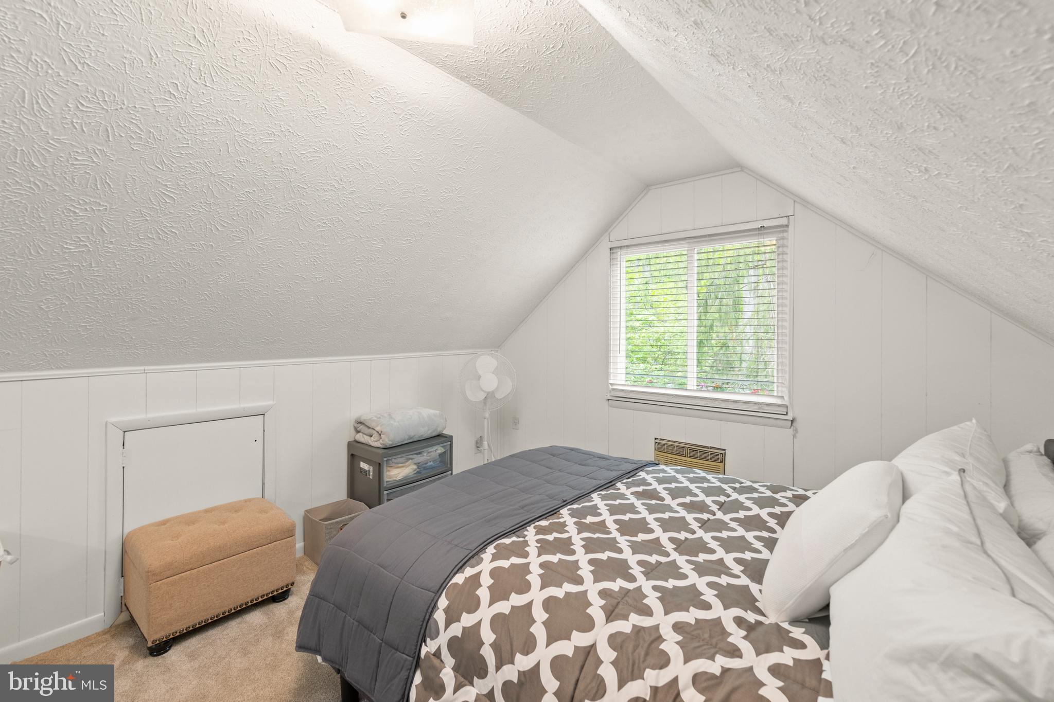 LAKE HOLIDAY ESTATES - Residential Lease