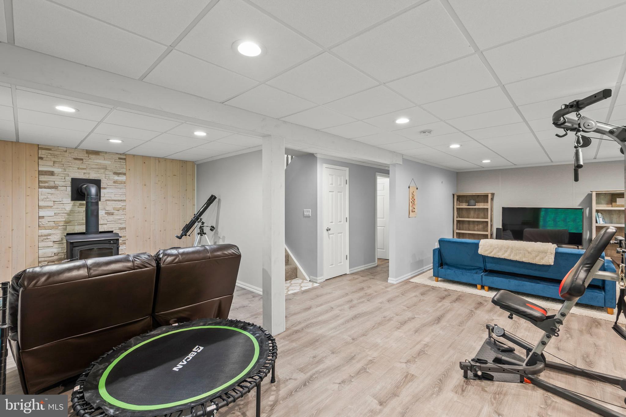 LAKE HOLIDAY ESTATES - Residential Lease