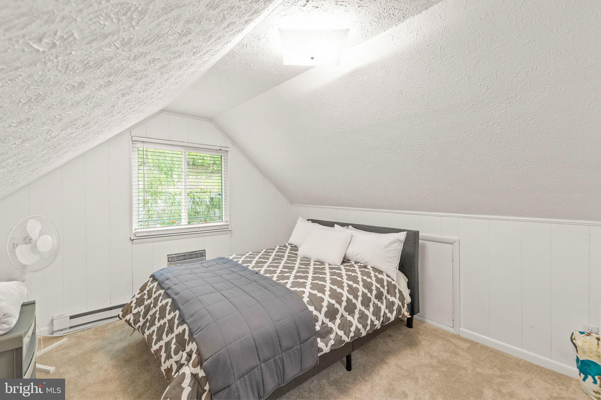 LAKE HOLIDAY ESTATES - Residential Lease