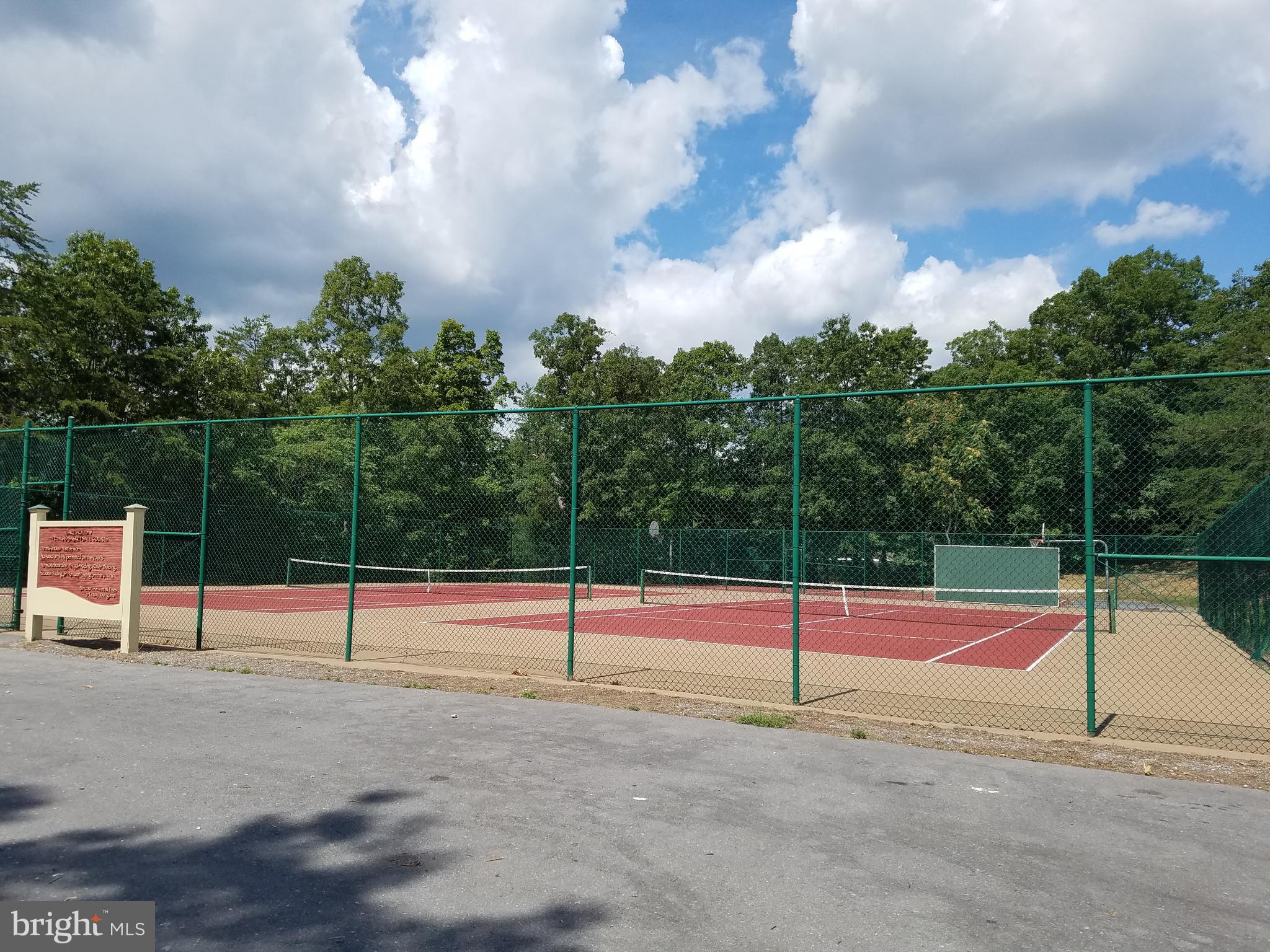 LAKE HOLIDAY ESTATES - Residential Lease