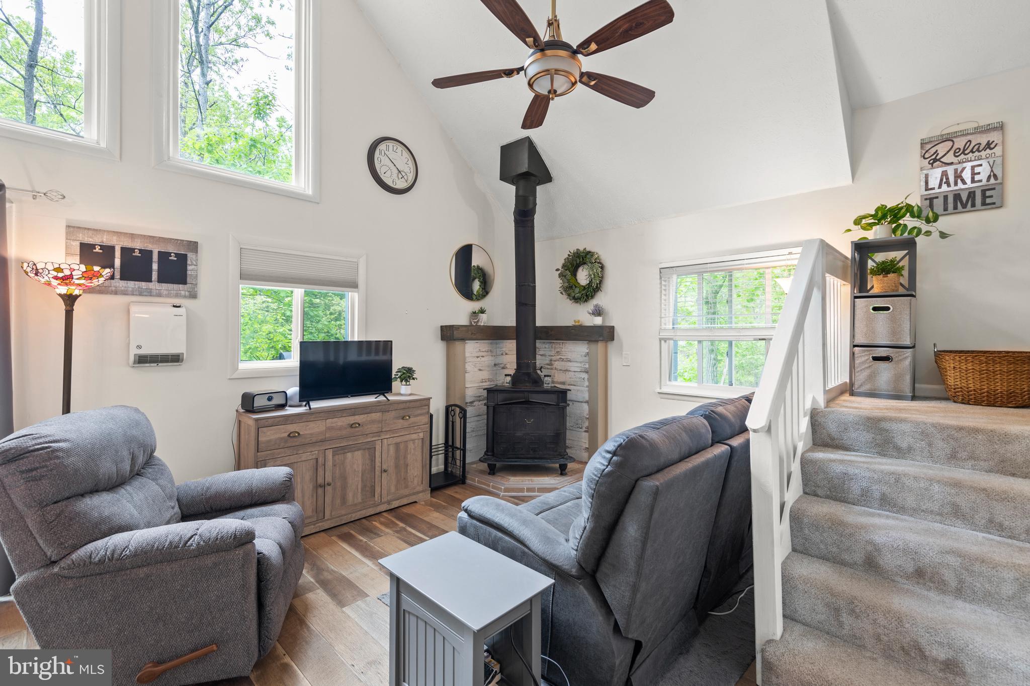 LAKE HOLIDAY ESTATES - Residential Lease