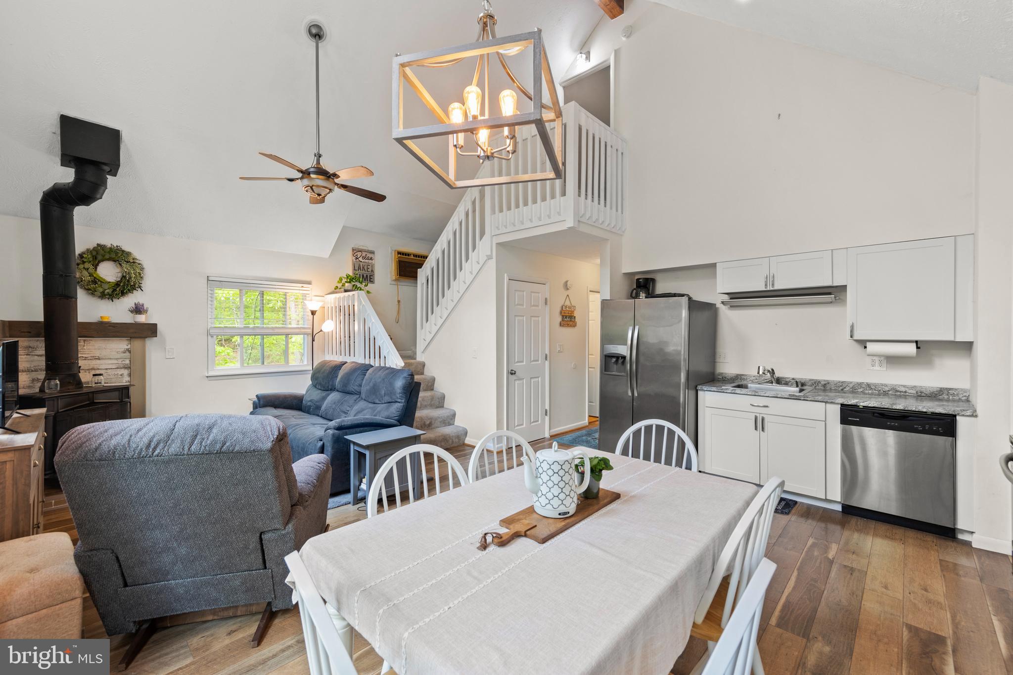 LAKE HOLIDAY ESTATES - Residential Lease