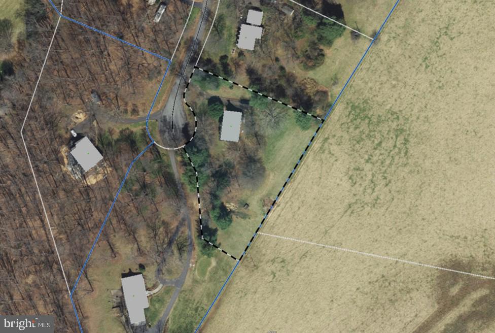 THE WOODS - Residential