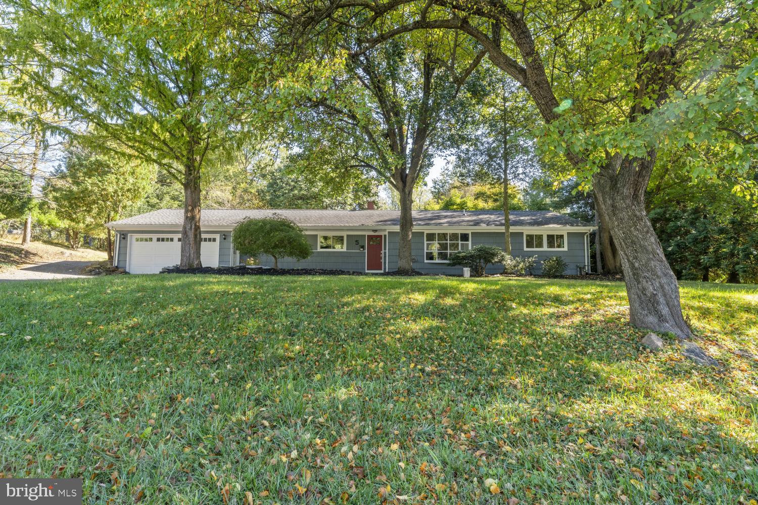 5 SUNNYDALE WAY