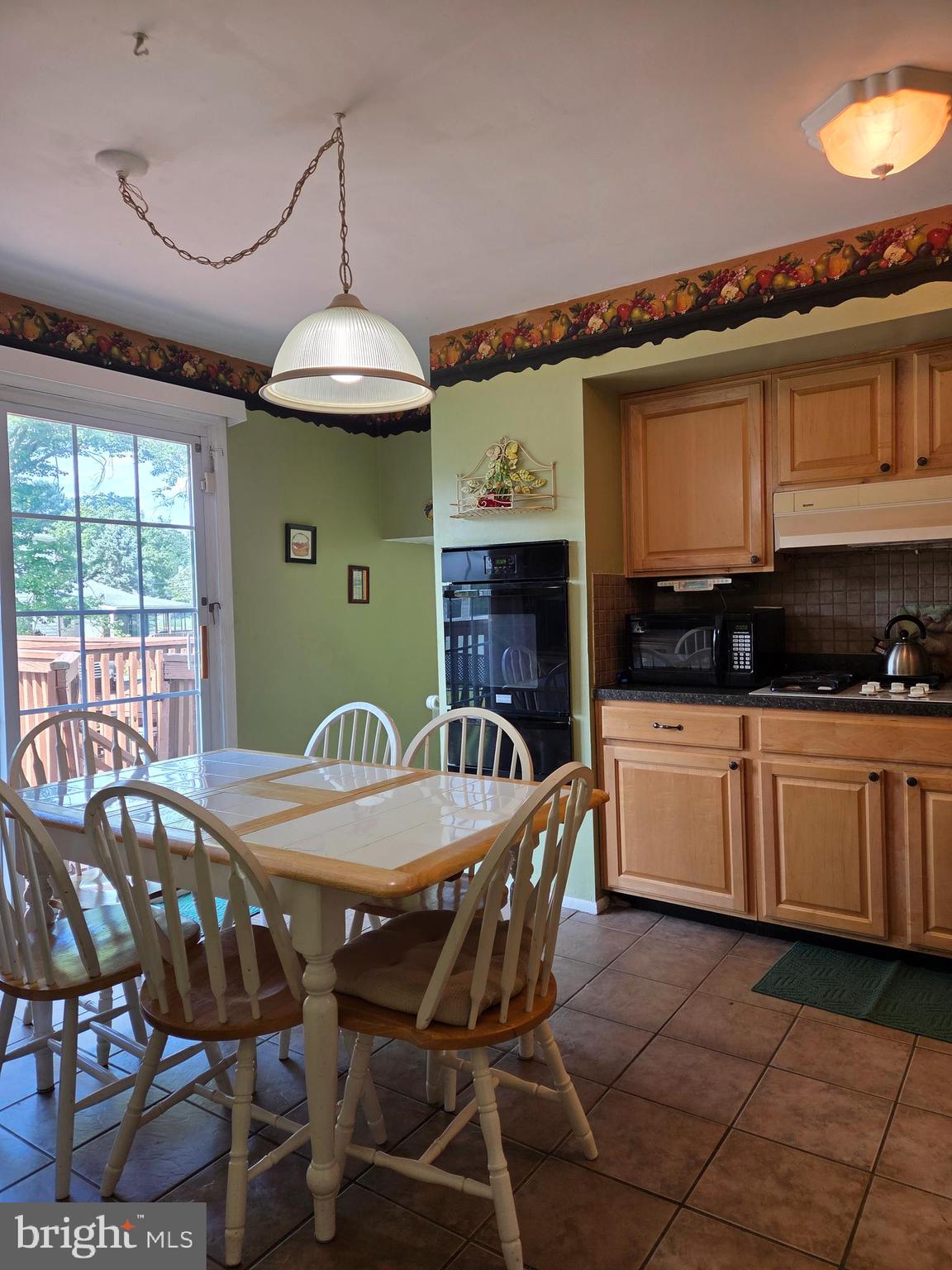 SOUTHAMPTON HILLS - Residential