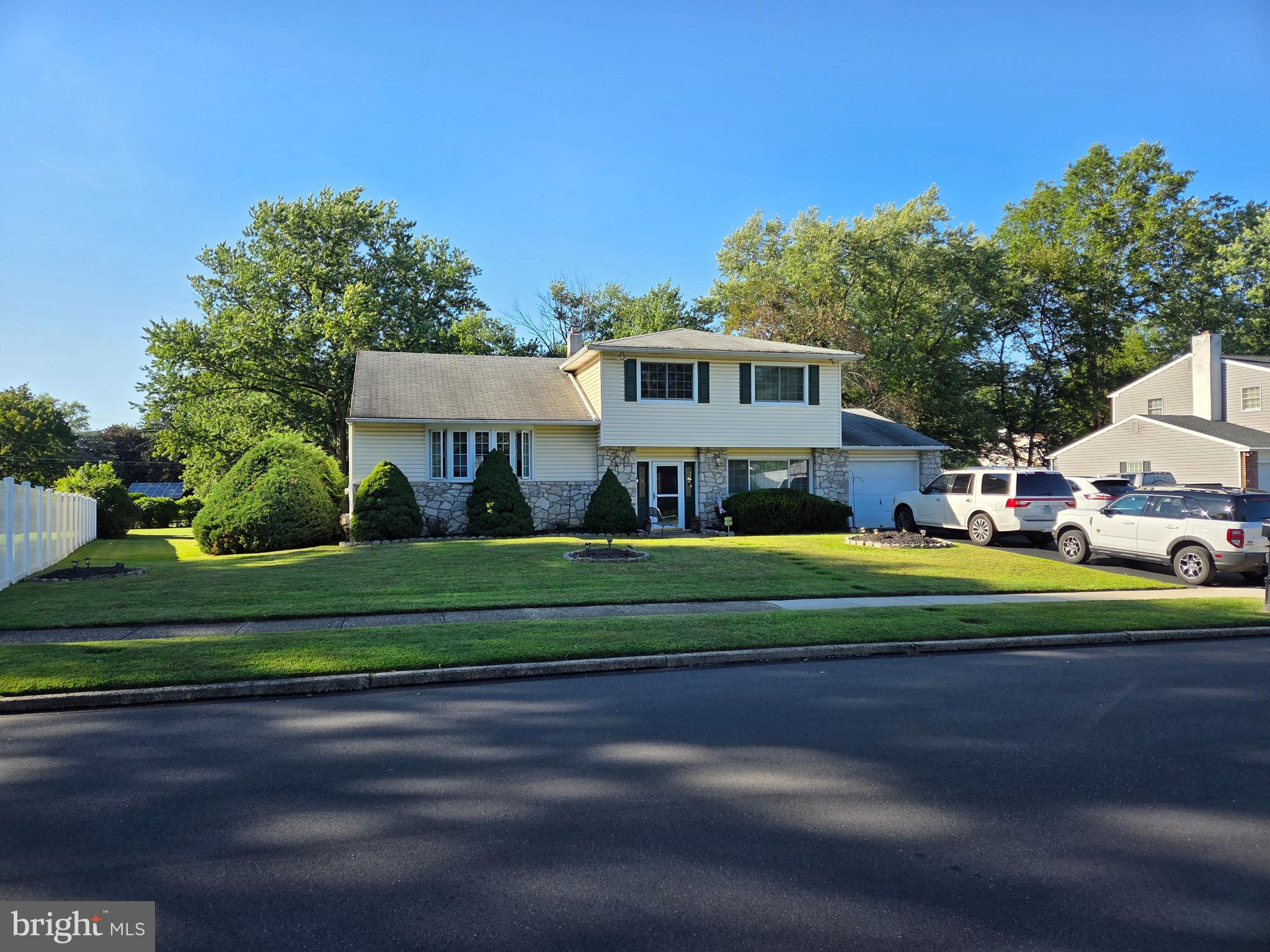 530 ANDREW DRIVE