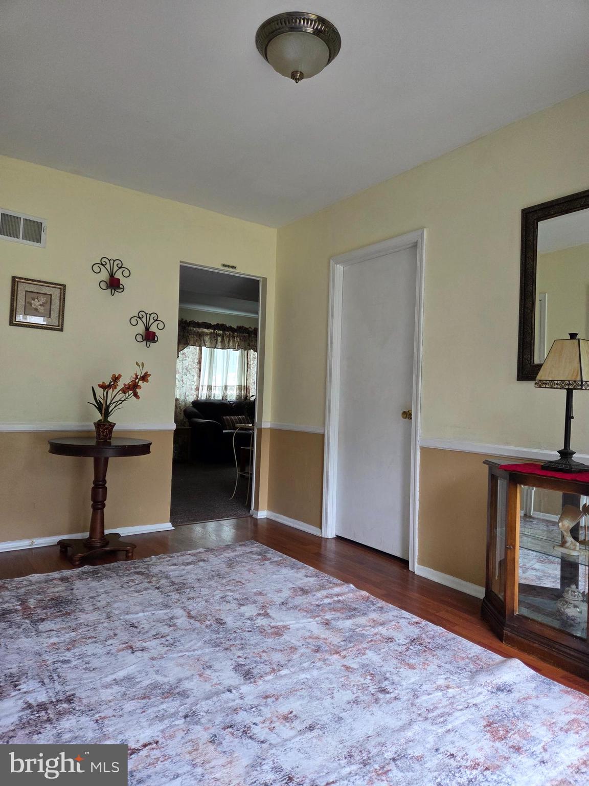 SOUTHAMPTON HILLS - Residential