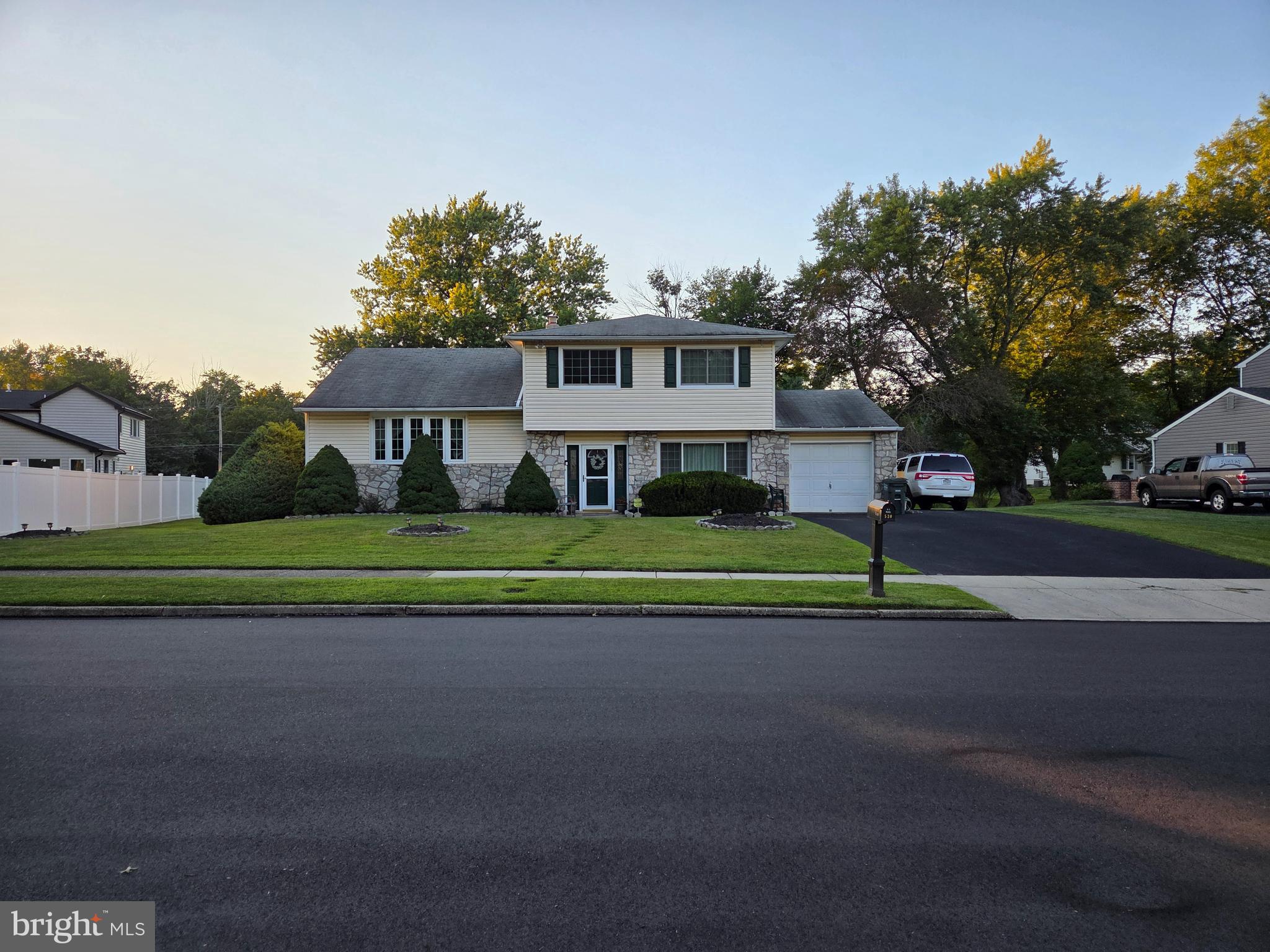 530 ANDREW DRIVE