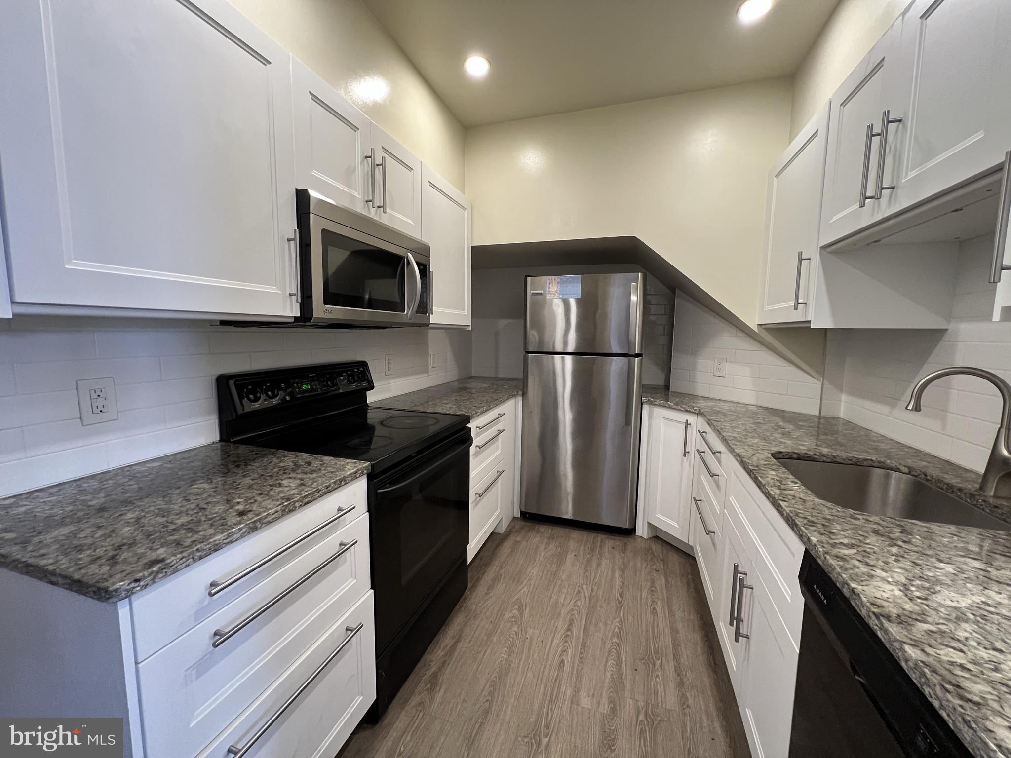 RITTENHOUSE SQUARE - Residential Lease