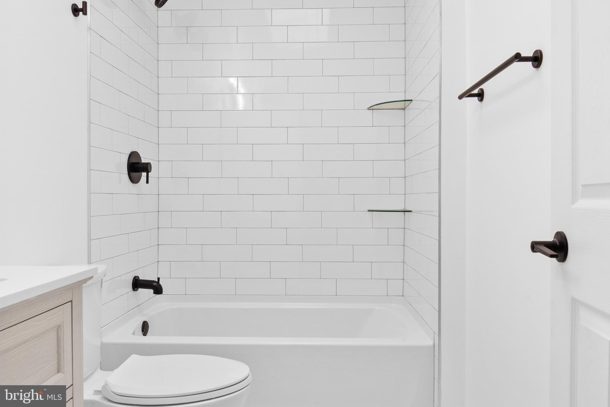 COBBS CREEK - Residential