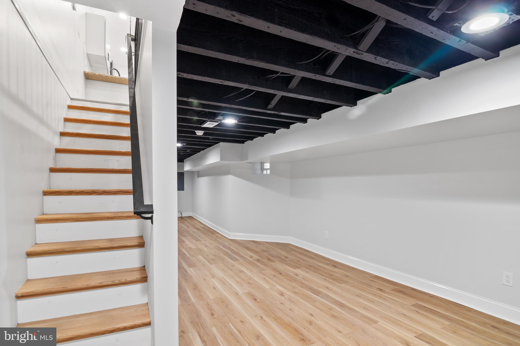 COBBS CREEK - Residential