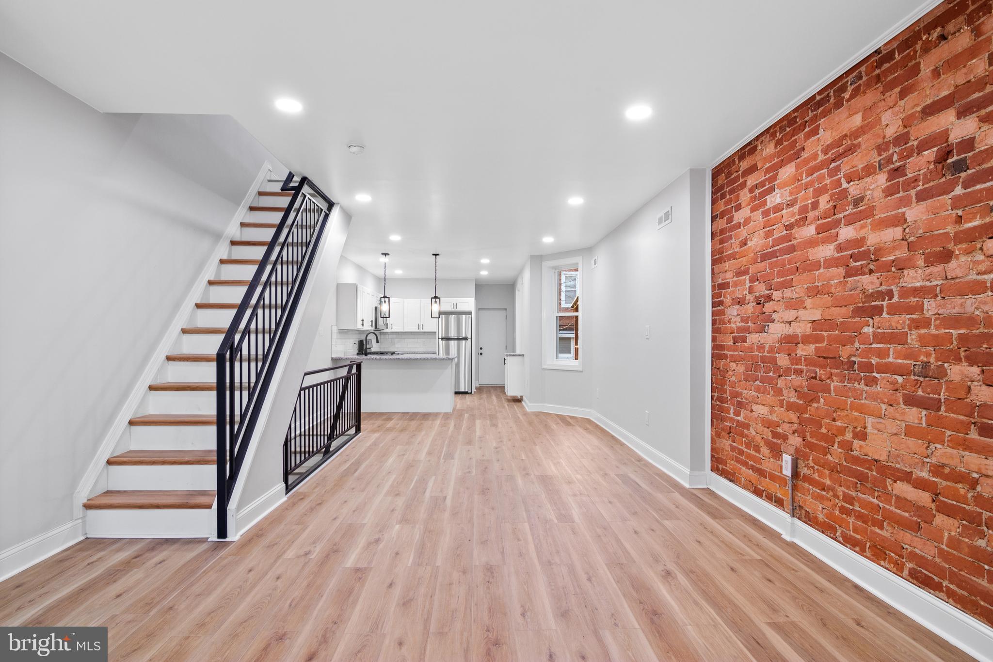 COBBS CREEK - Residential