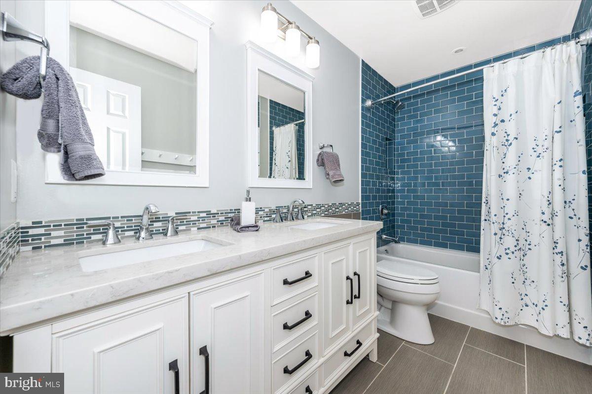 HICKORY RIDGE - Residential