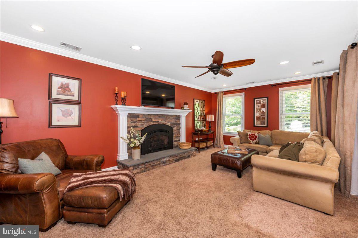 HICKORY RIDGE - Residential