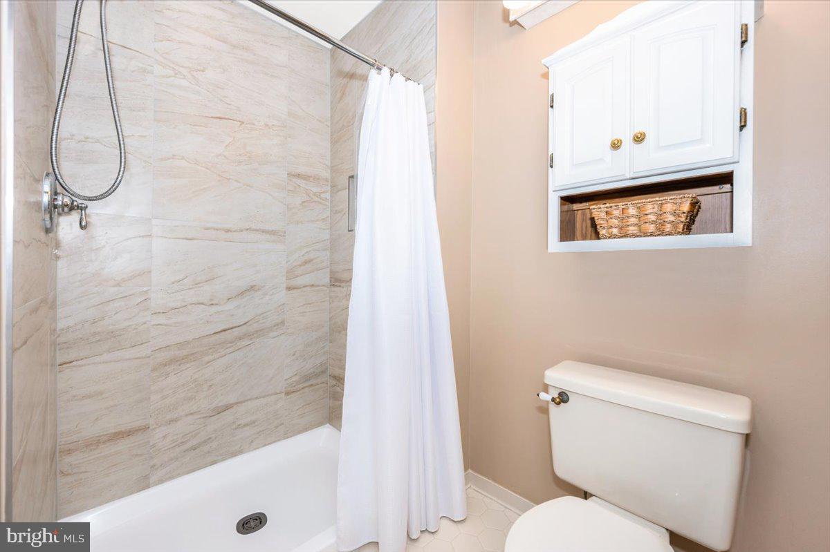 HICKORY RIDGE - Residential