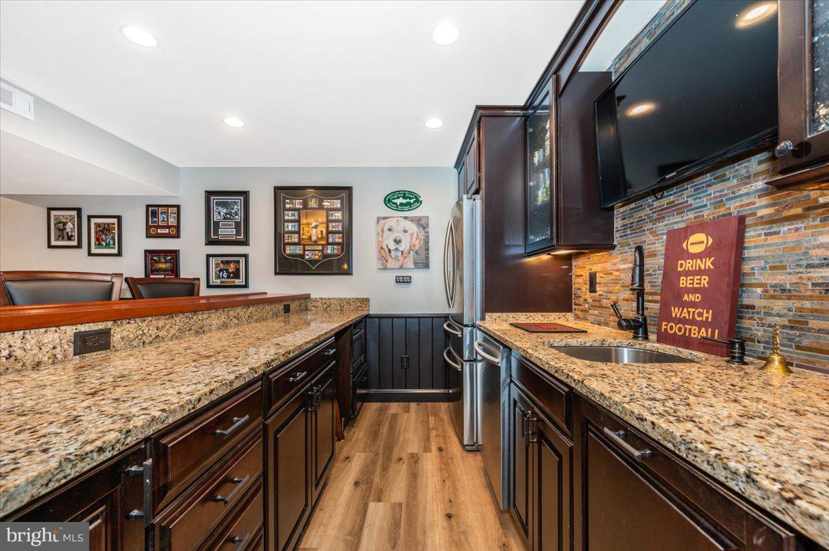 HICKORY RIDGE - Residential