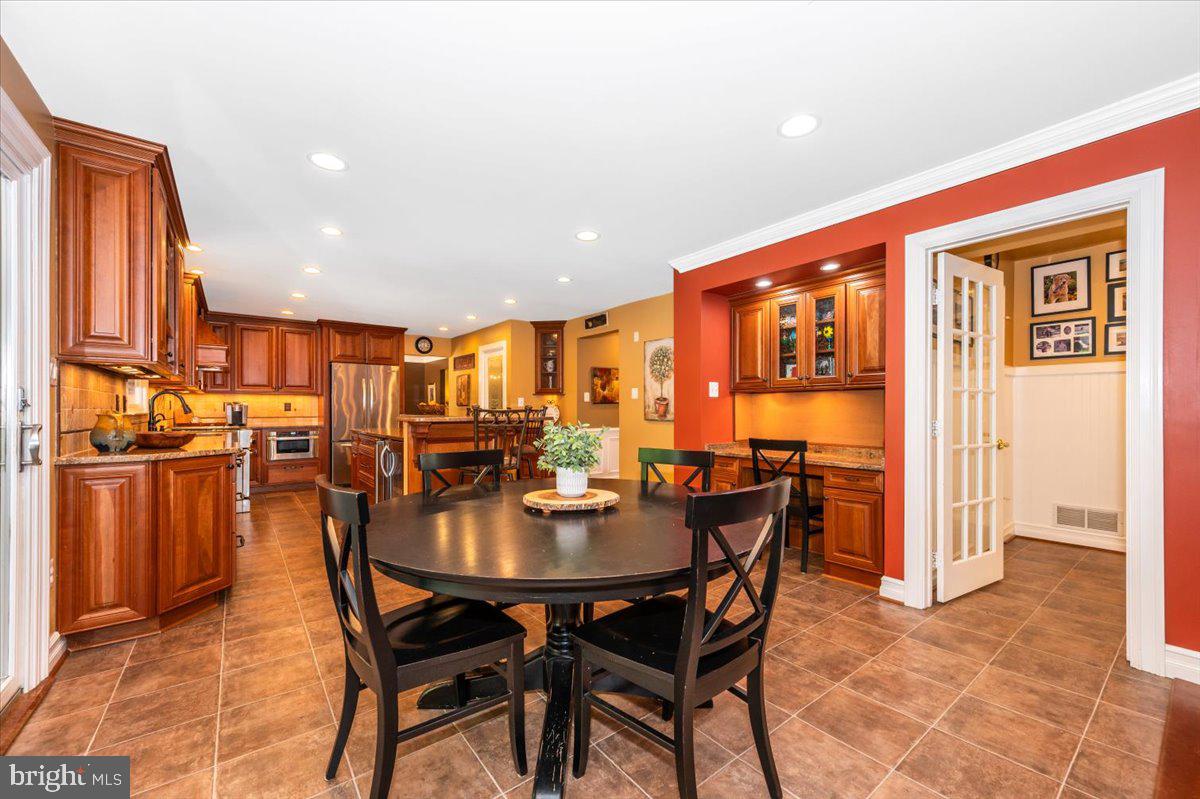 HICKORY RIDGE - Residential