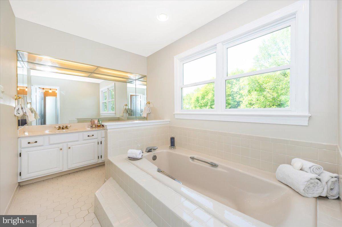 HICKORY RIDGE - Residential