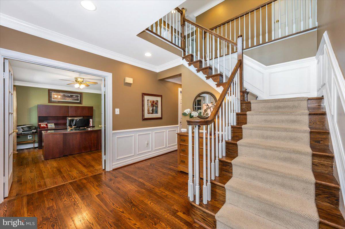 8412 DASHER COURT