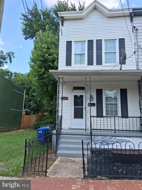 2226 CHESTER STREET SE WASHINGTON DC 20020