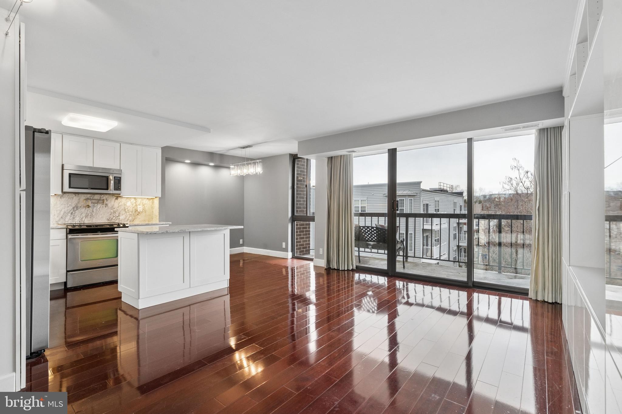 1401 N RHODES STREET 603