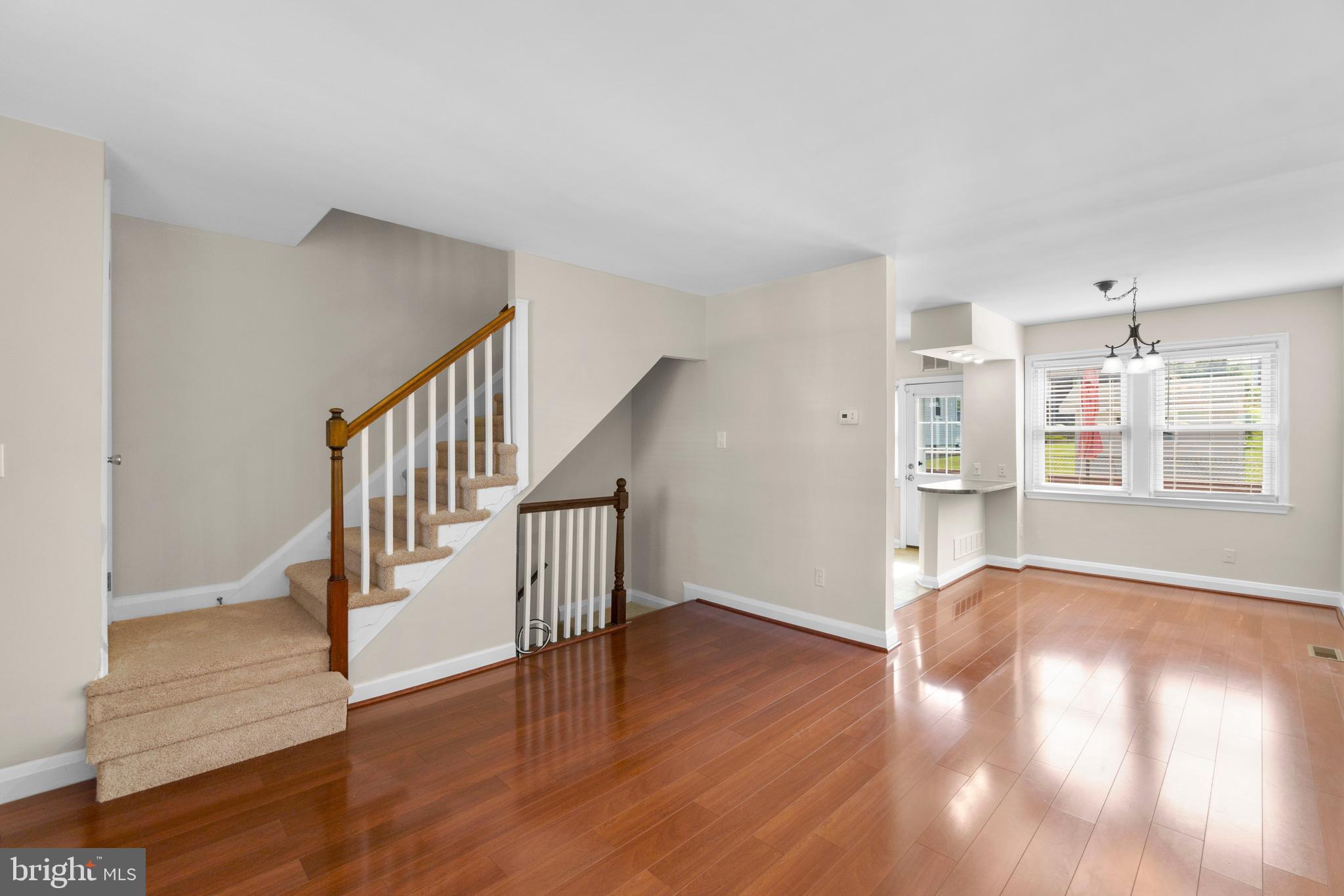 MEDFIELD - Residential Lease