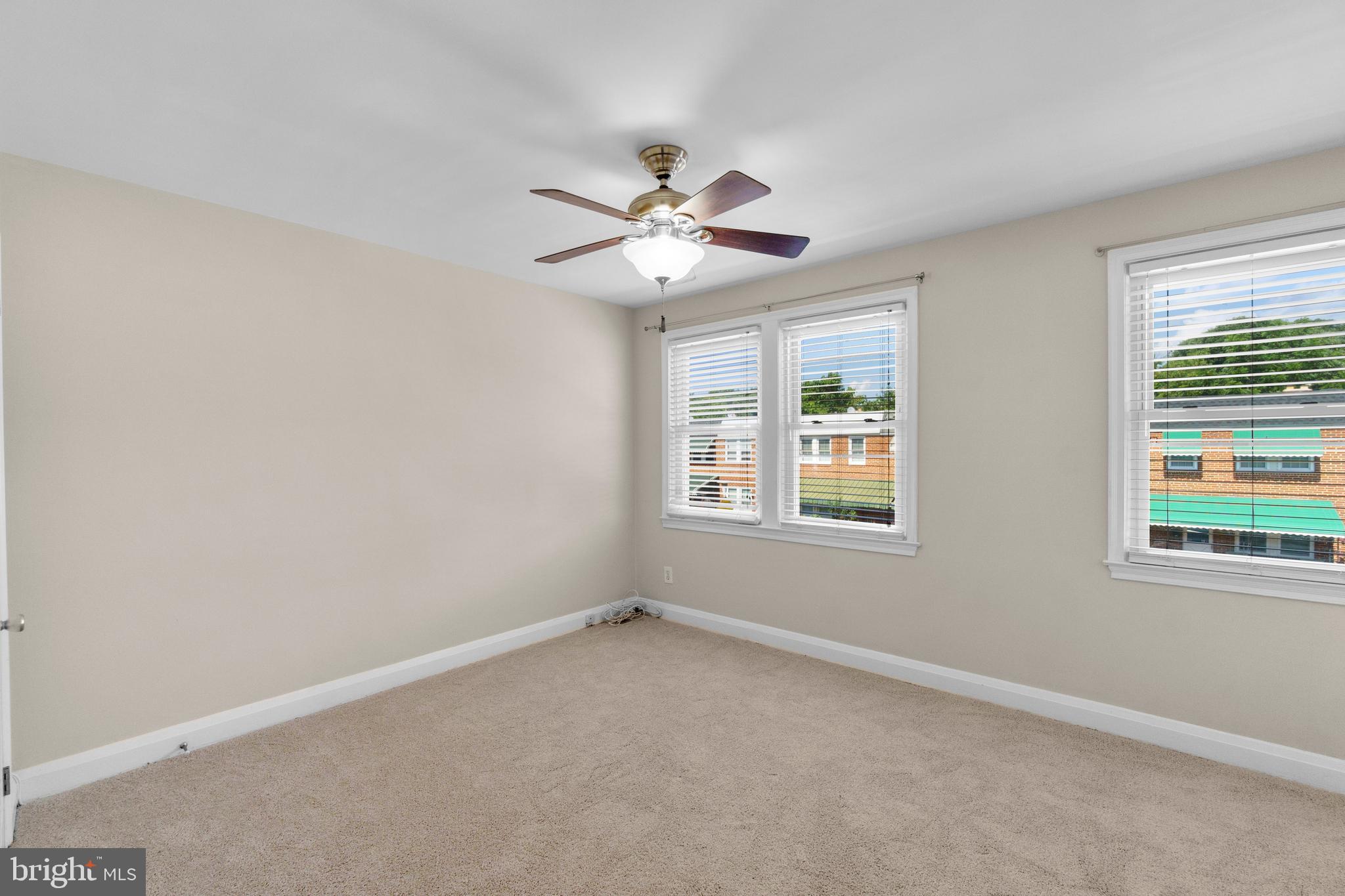 MEDFIELD - Residential Lease