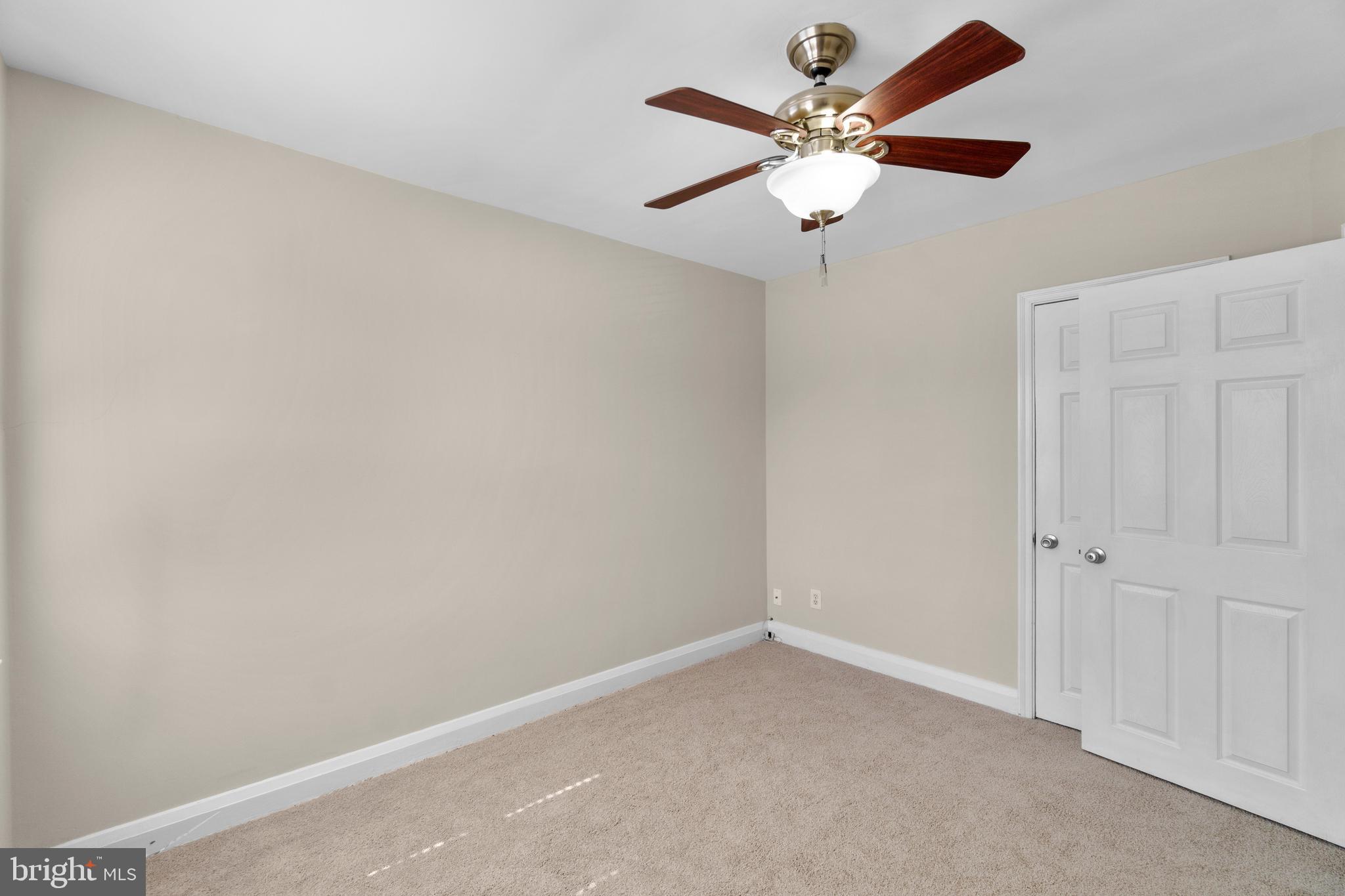 MEDFIELD - Residential Lease