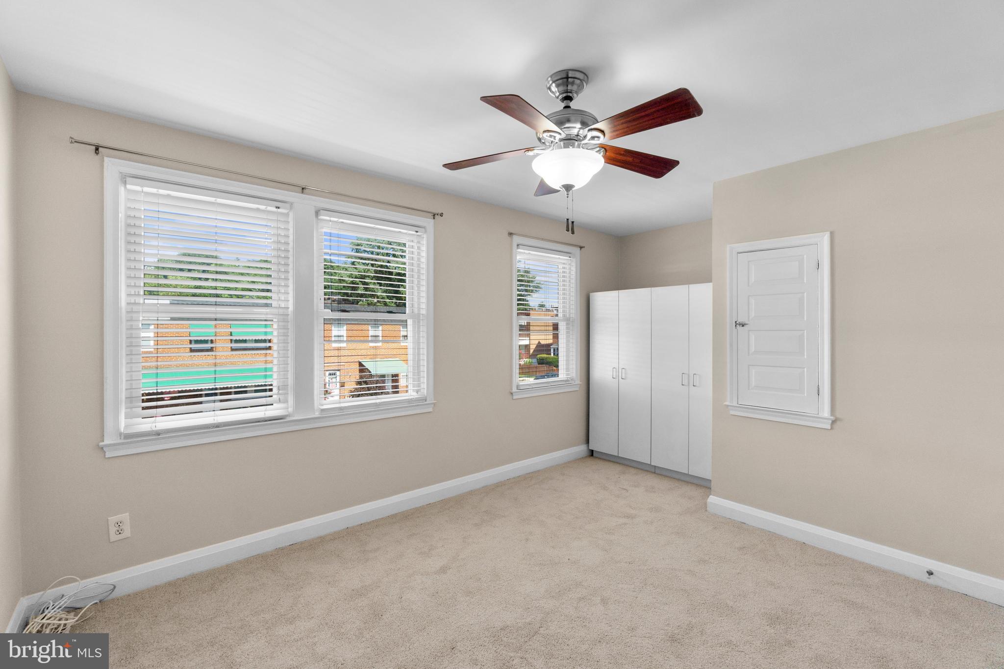 MEDFIELD - Residential Lease