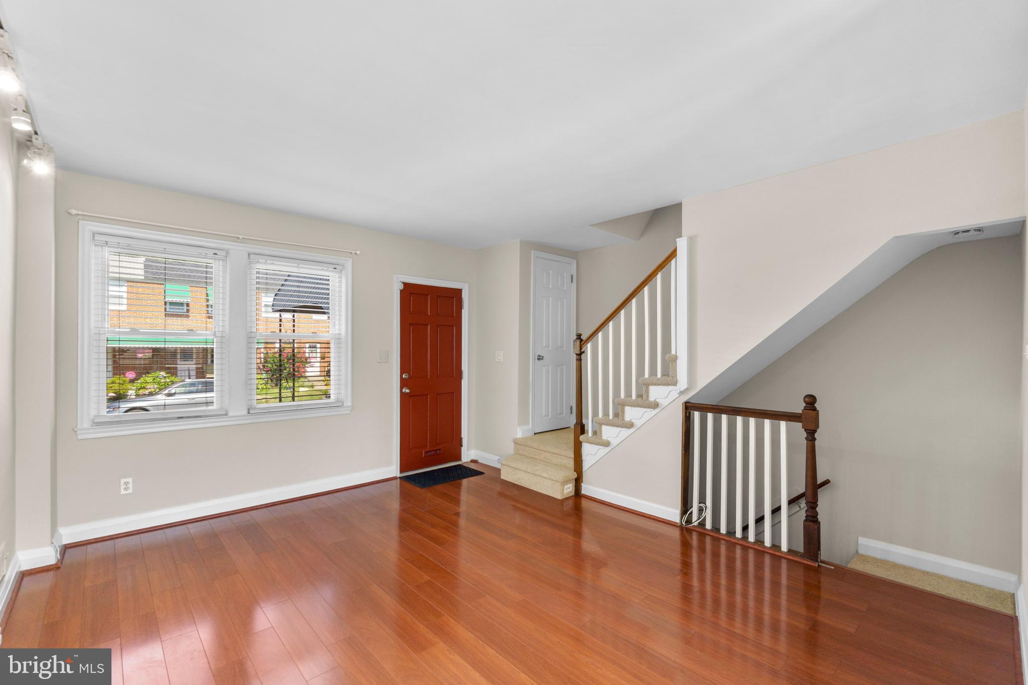 MEDFIELD - Residential Lease