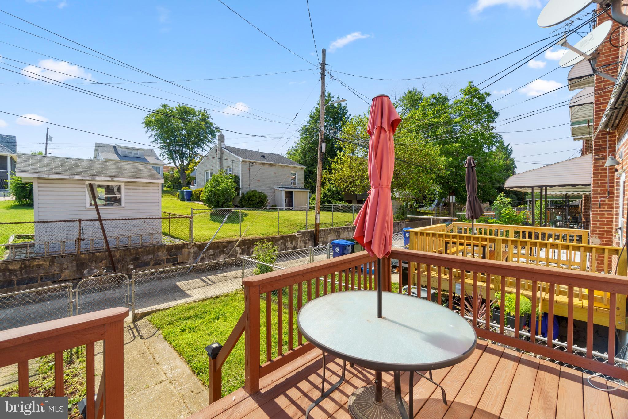 MEDFIELD - Residential Lease