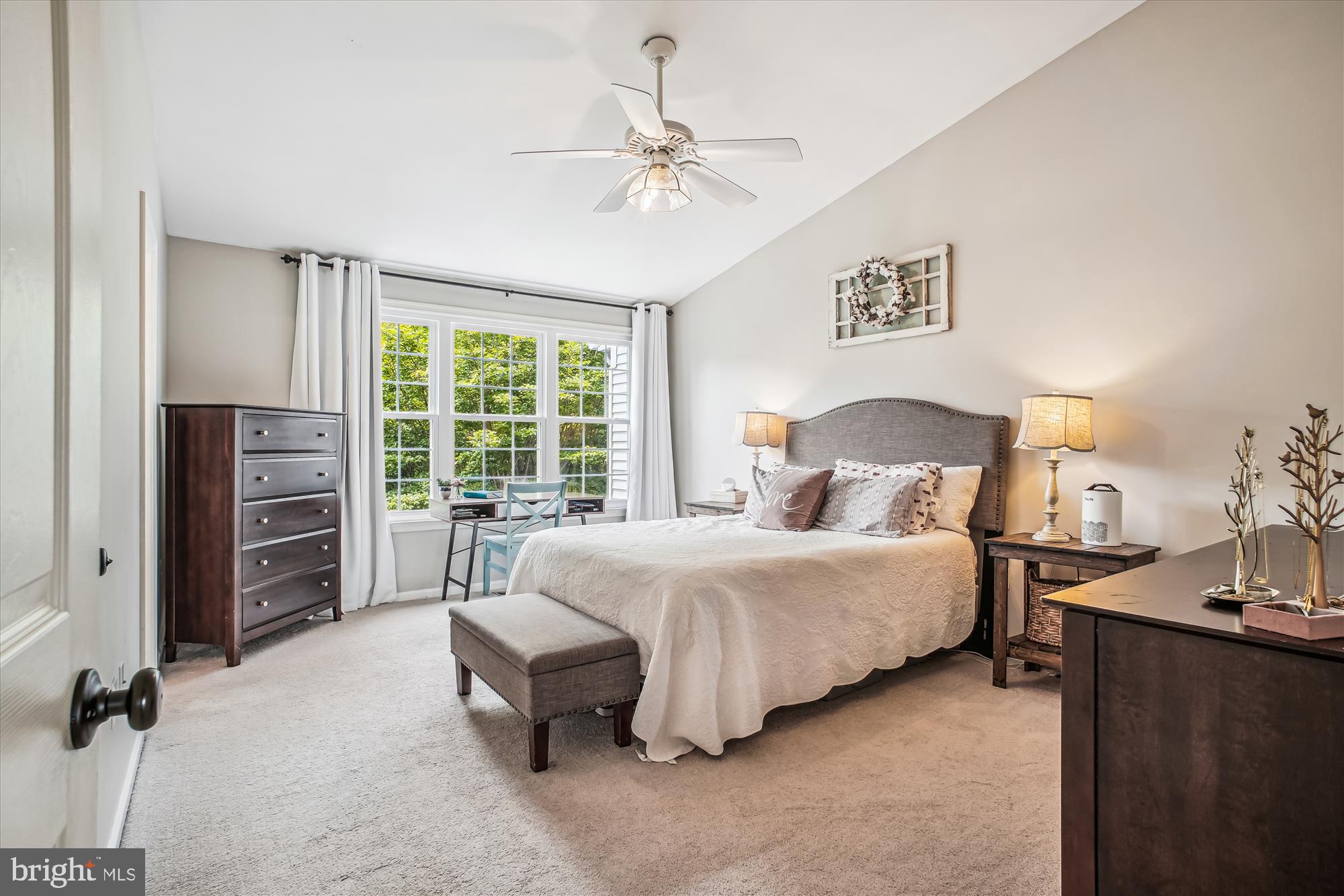 KINGSTOWNE - Residential Lease