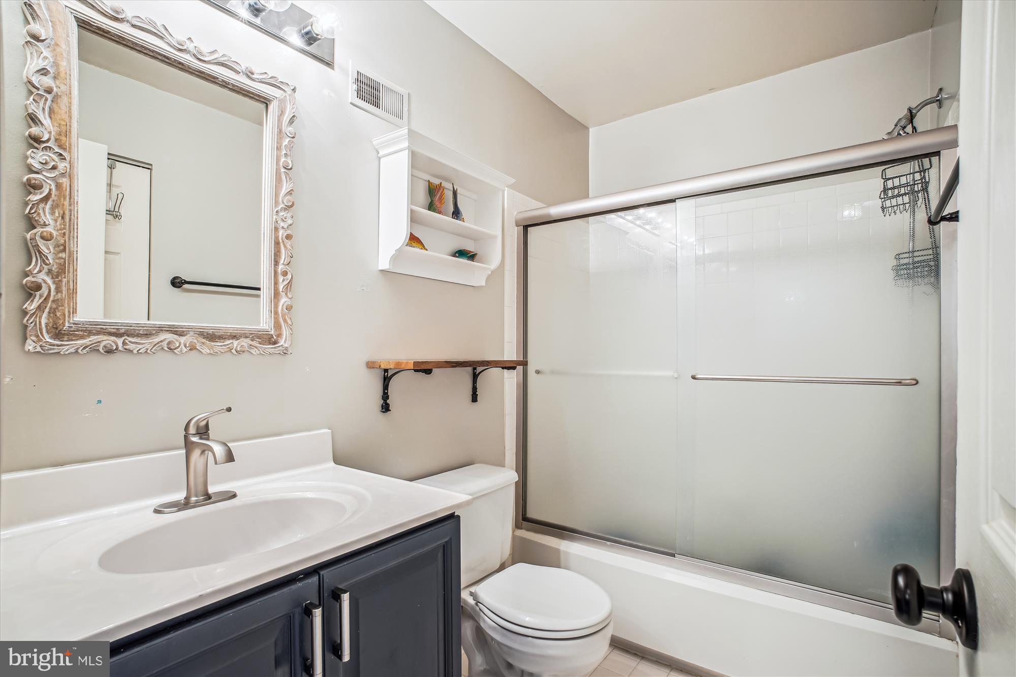 KINGSTOWNE - Residential Lease