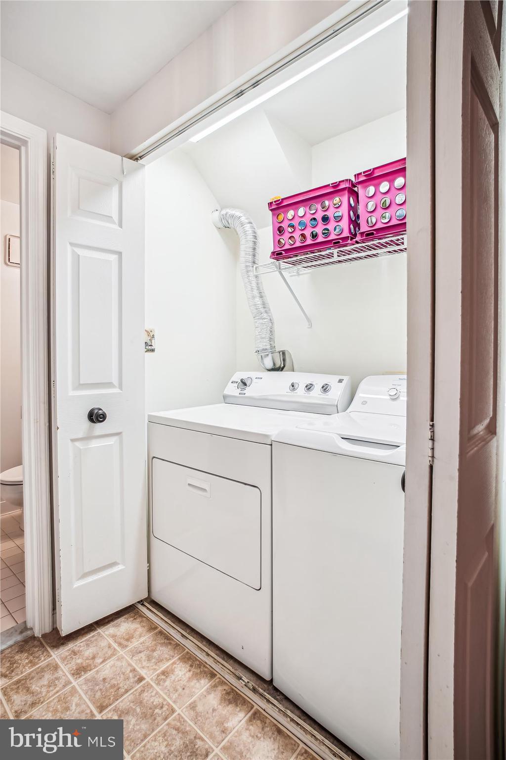 KINGSTOWNE - Residential Lease