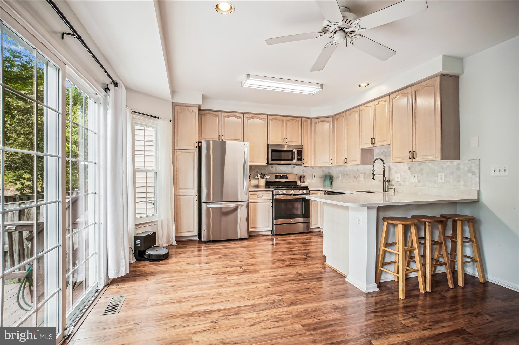 KINGSTOWNE - Residential Lease