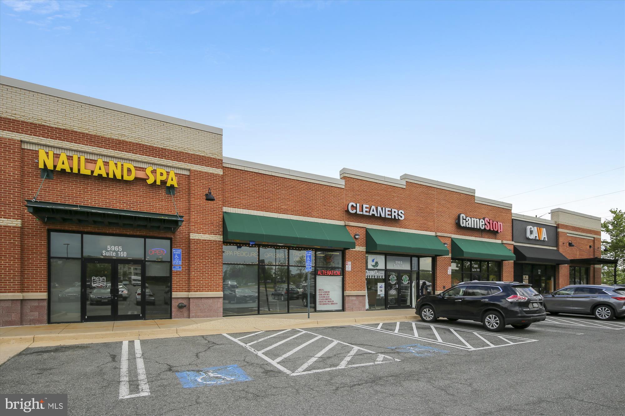 KINGSTOWNE - Residential Lease