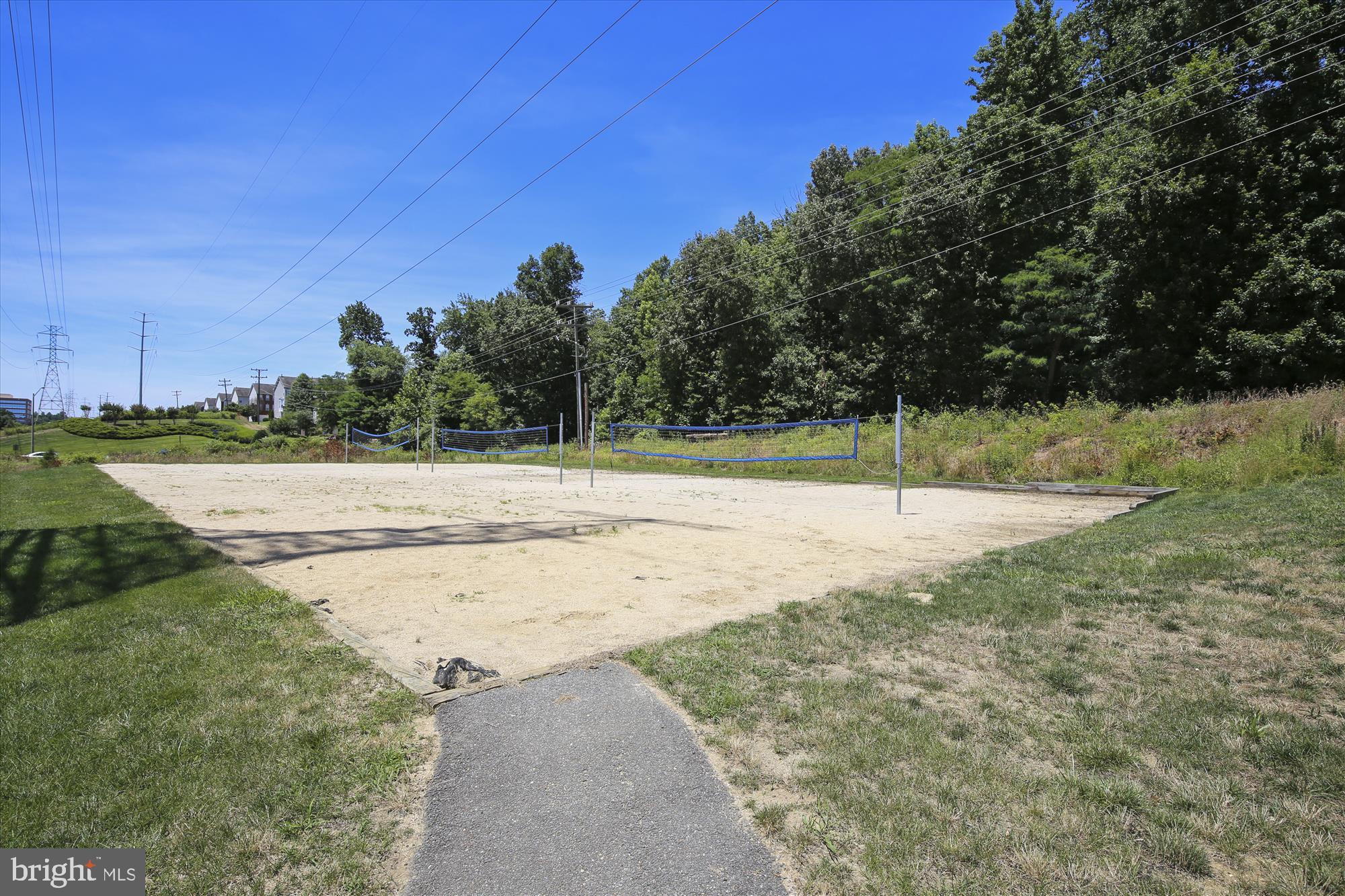 KINGSTOWNE - Residential Lease